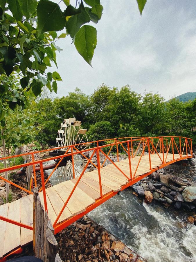 Hovek Guest House Dilijan Exterior foto